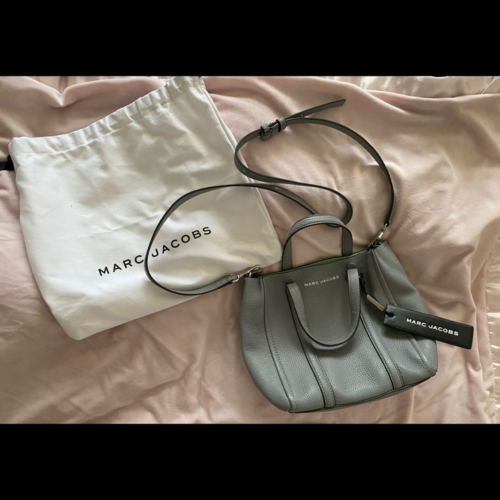 The Marc Jacobs The Tag 21 Leather Tote